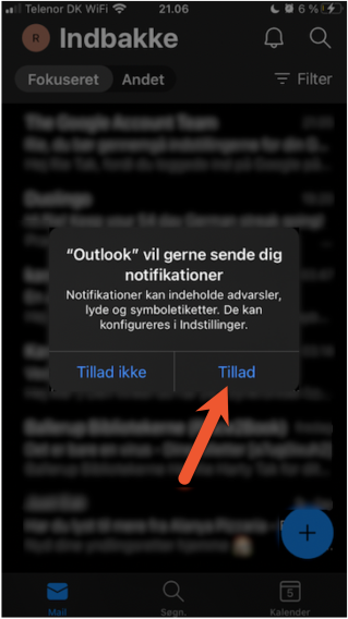 For at aktivere notifikationer fra Outlook skal du klikke på Tillad